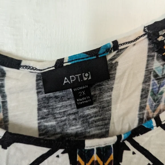 APT 9 Sleeveless blouse 2x - Picture 3 of 7